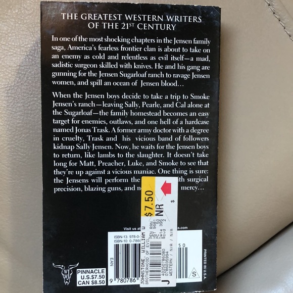 4 Johnstone western paperback books - Picture 6 of 14